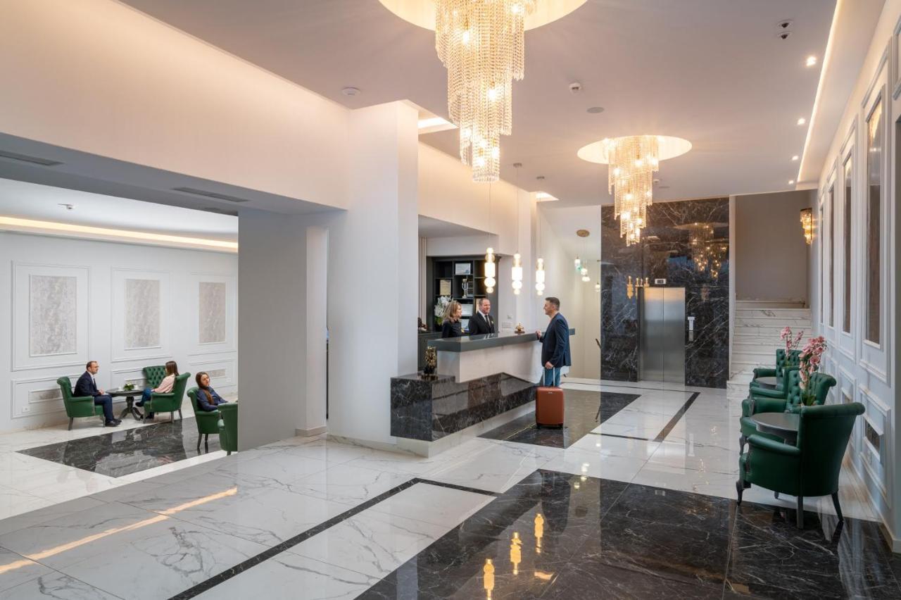 Hotel Leul De Aur Sebeş 외부 사진